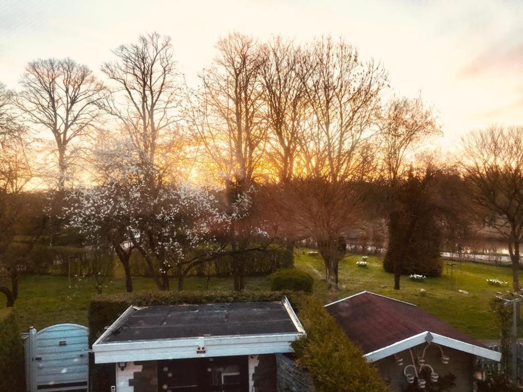 Das Haus Am Kanal. Любек Экстерьер фото